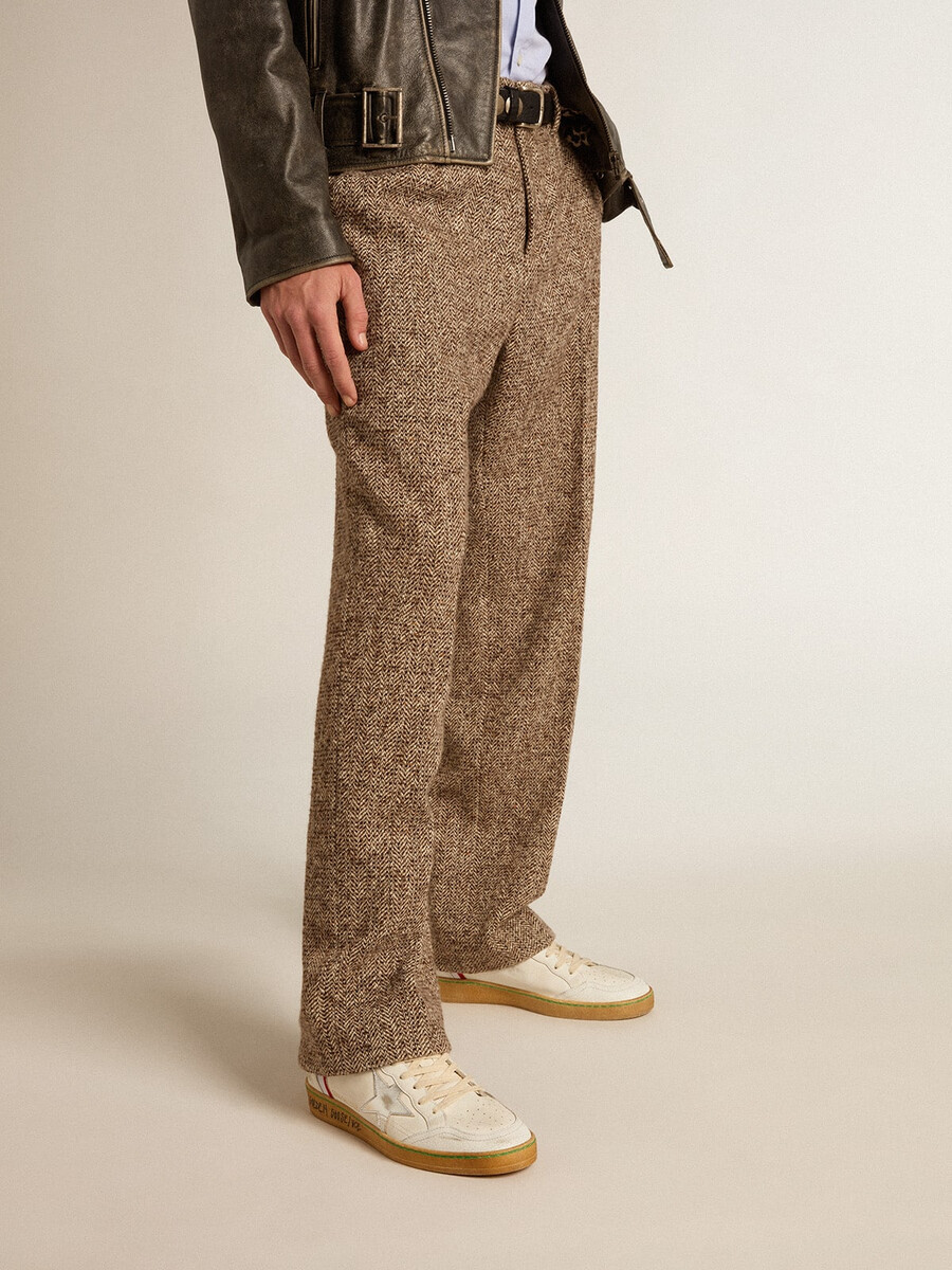 ナッパとメッシュのボールスター、シルバーメタリックレザーのスター