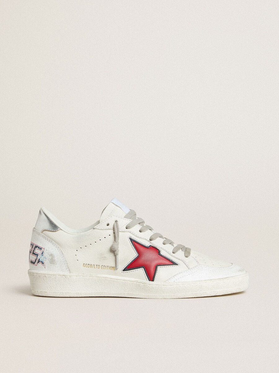 赤い星とシルバーのヒールタブが付いたレディース ボール スター ltd