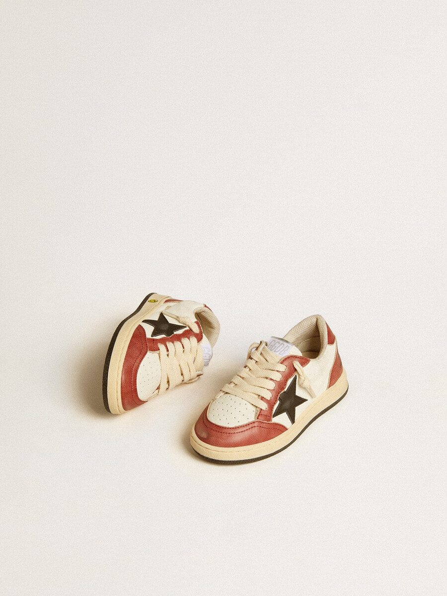 ナッパレザーにブラックのスターとレッドのレザーインサートを施したボール スター ジュニア