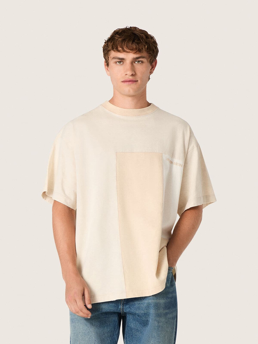 ホワイトとベージュのパッチワーク風コットンジャージーのメンズtシャツ